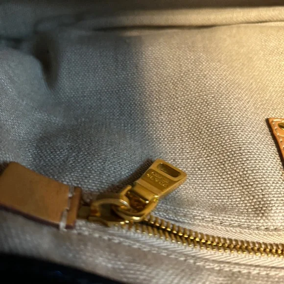 Prada Black and Pink Tote Bag Canapa Large.  Rare and Beautiful - Picture 12 of 14